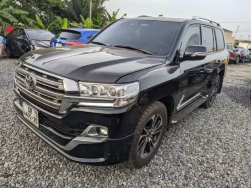Toyota Land Cruiser   - 2013