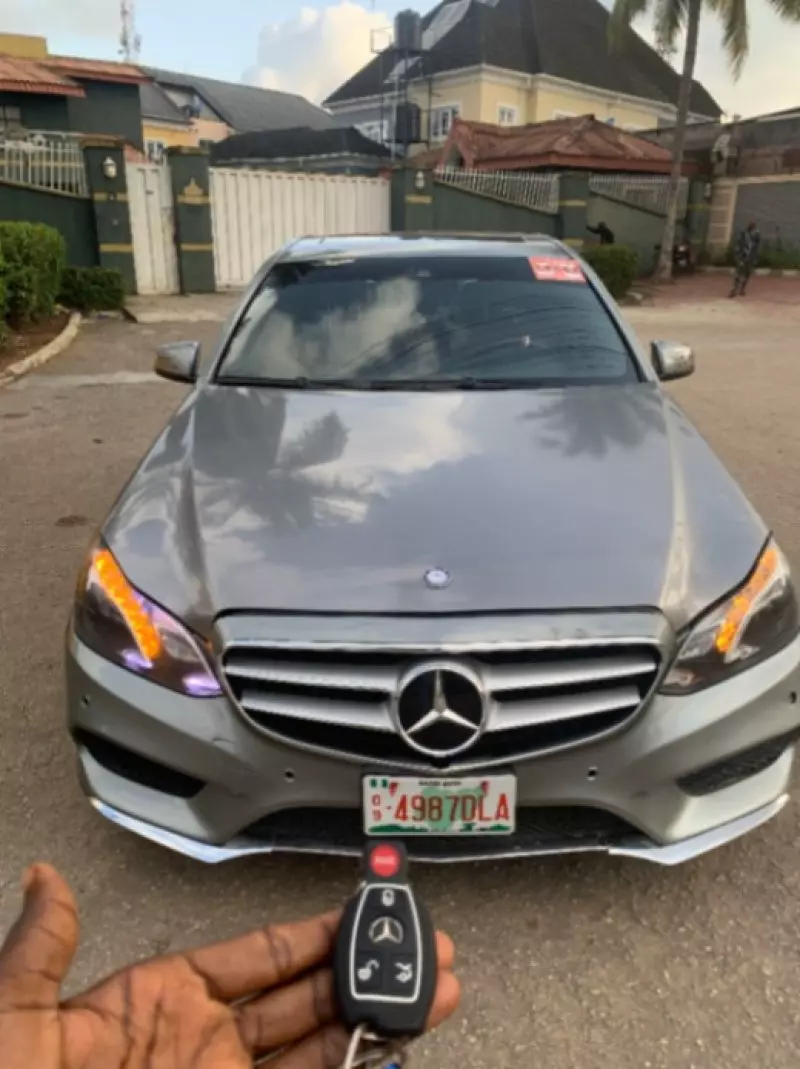 Mercedes-Benz E350   - 2013