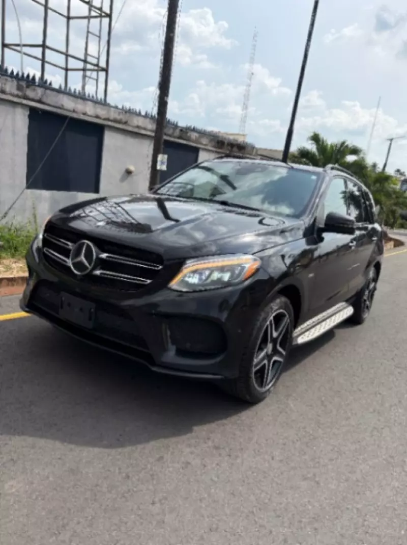 Mercedes-Benz GLE-Class   - 2016