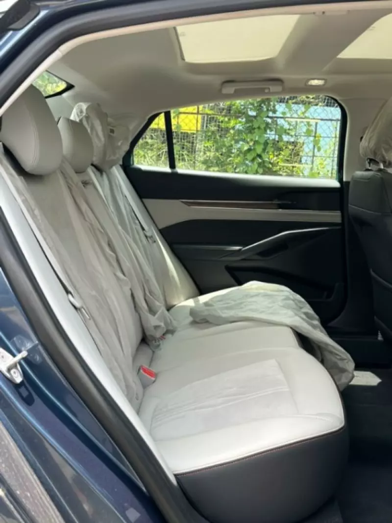 Ford Taurus   - 2025