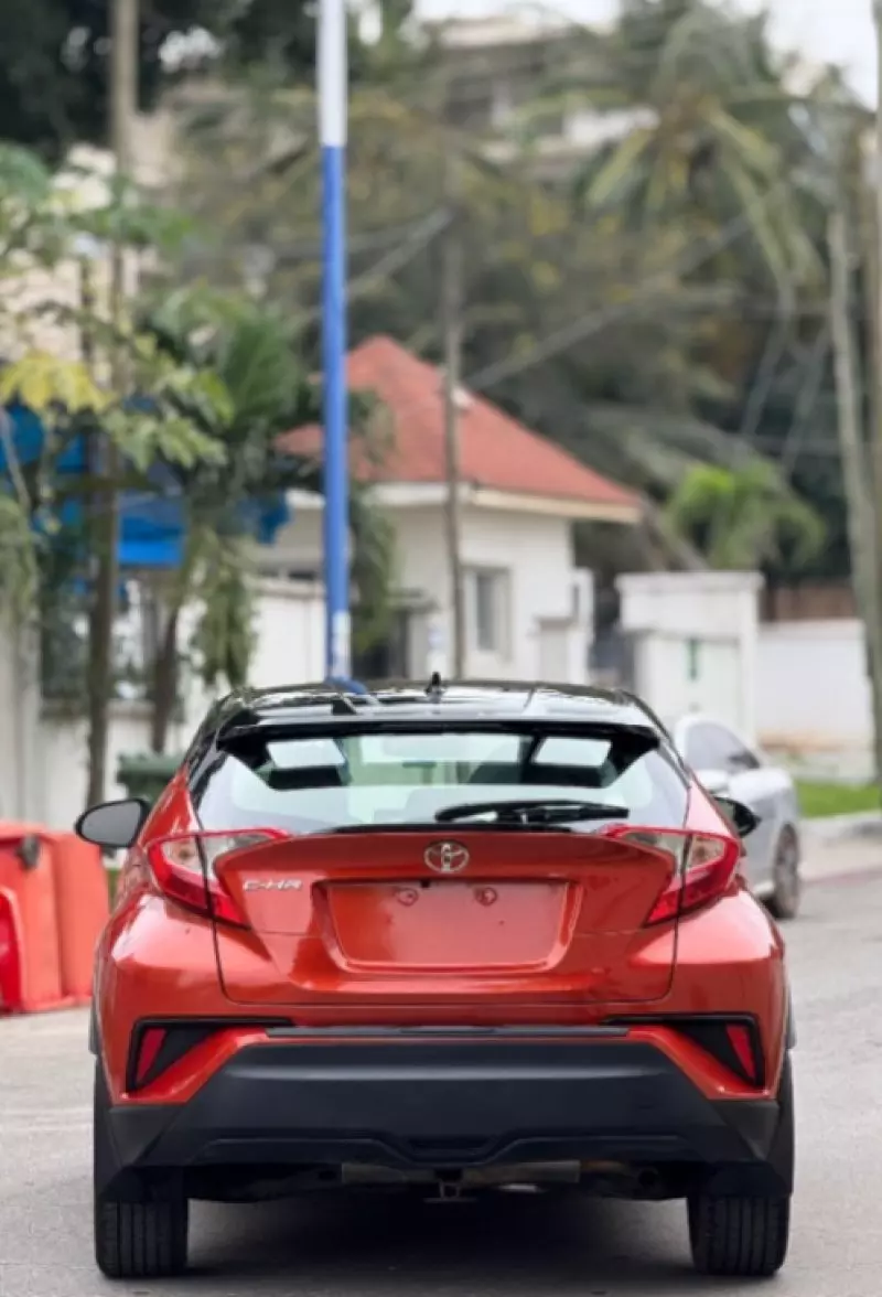 Toyota C-HR   - 2020