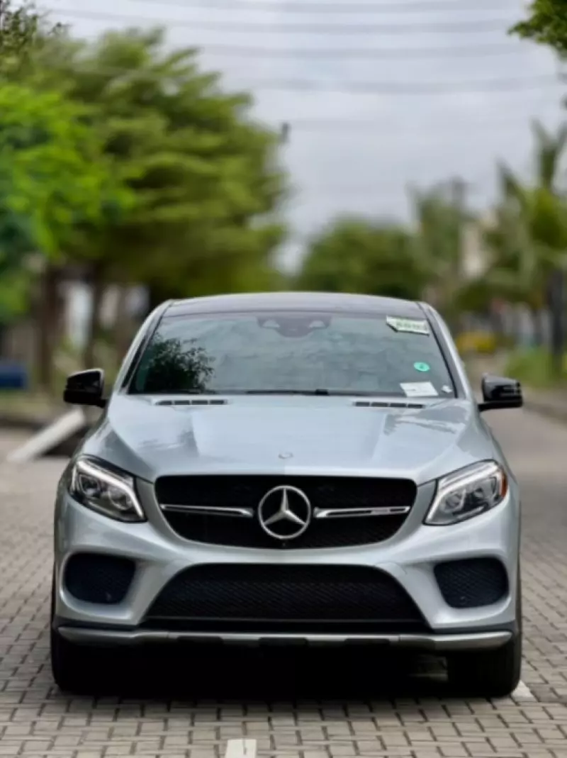 Mercedes-Benz GLE-Class   - 2017