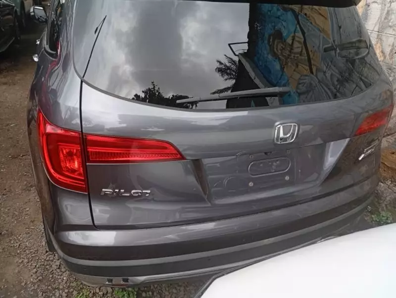 Honda Pilot - 2016