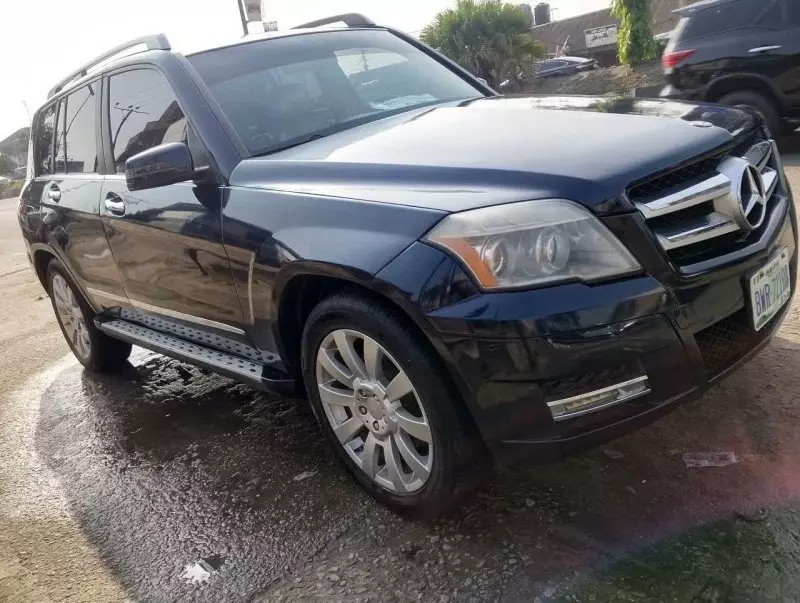 Mercedes-Benz GLK 350   - 2010