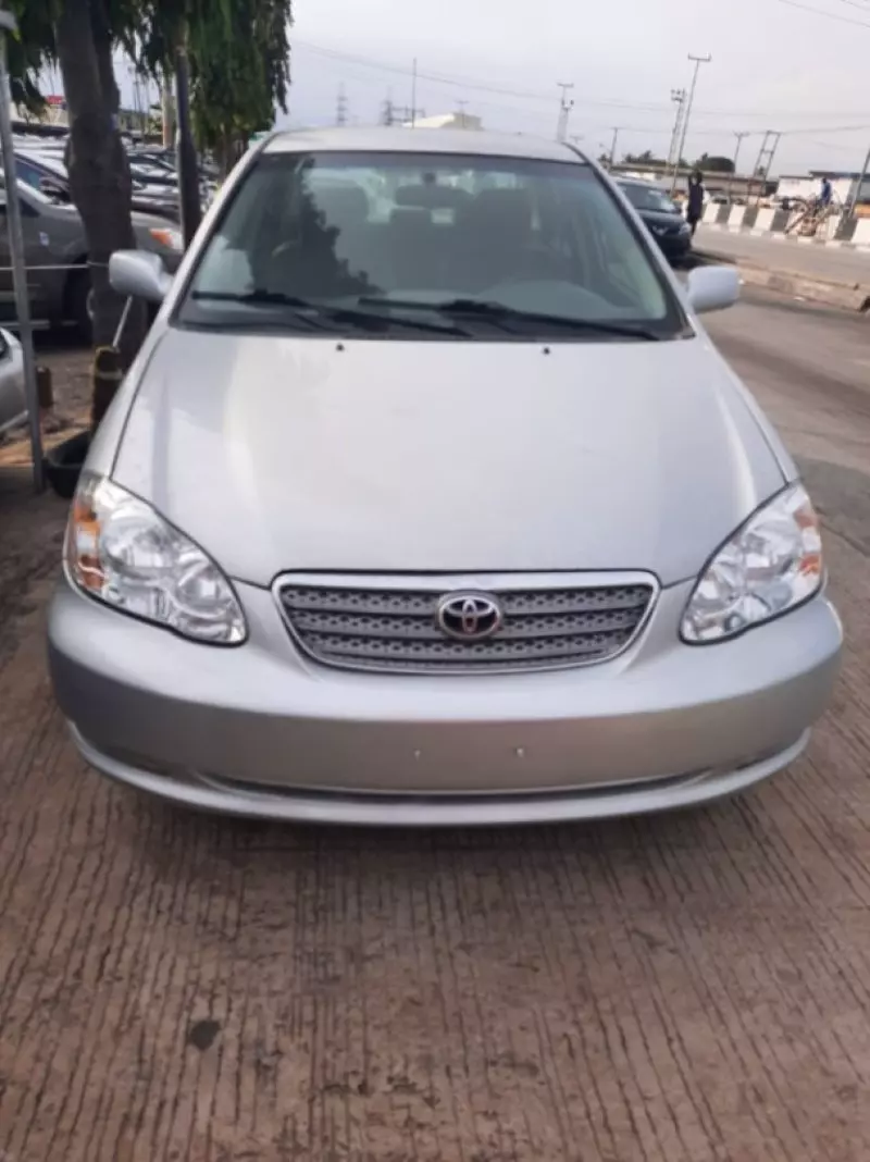 Toyota Corolla   - 2007