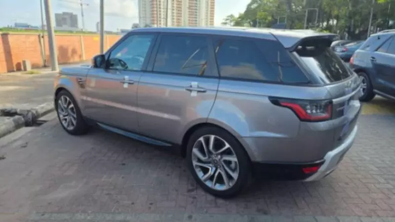 Land Rover Range Rover Sport   - 2020