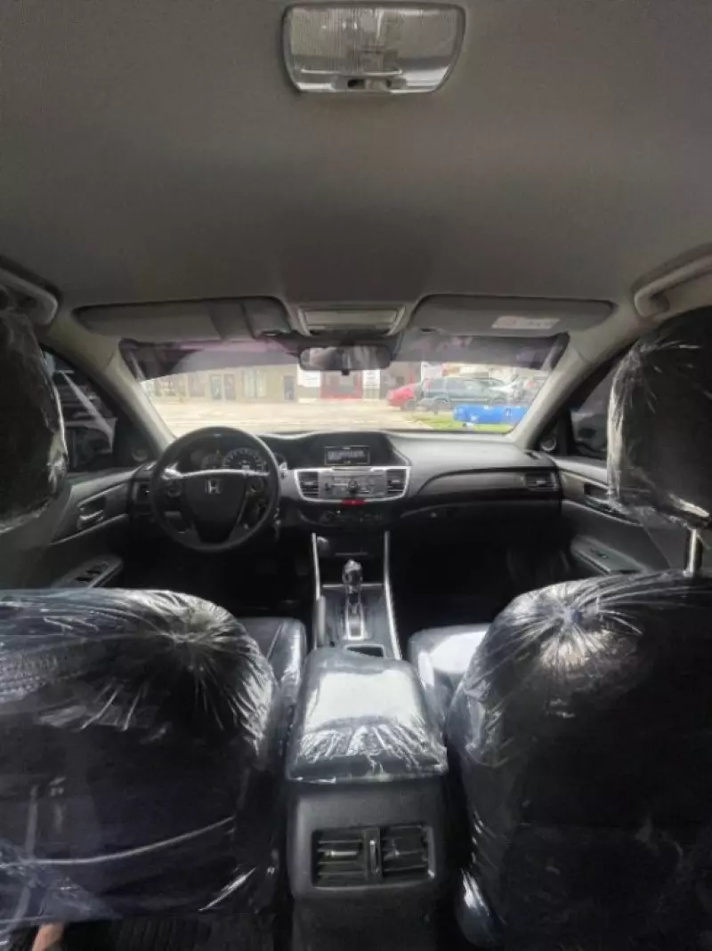 Honda Accord   - 2017