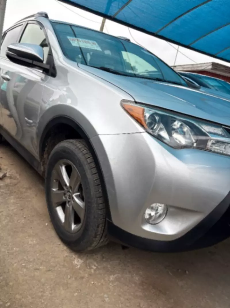 TOYOTA RAV 4   - 2015
