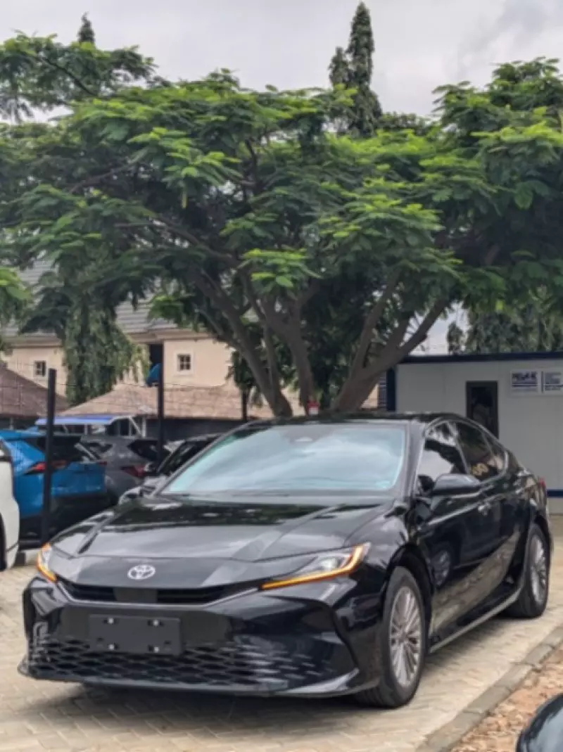 TOYOTA Camry - 2024