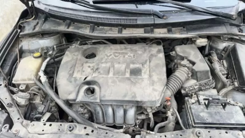 Toyota Corolla   - 2010