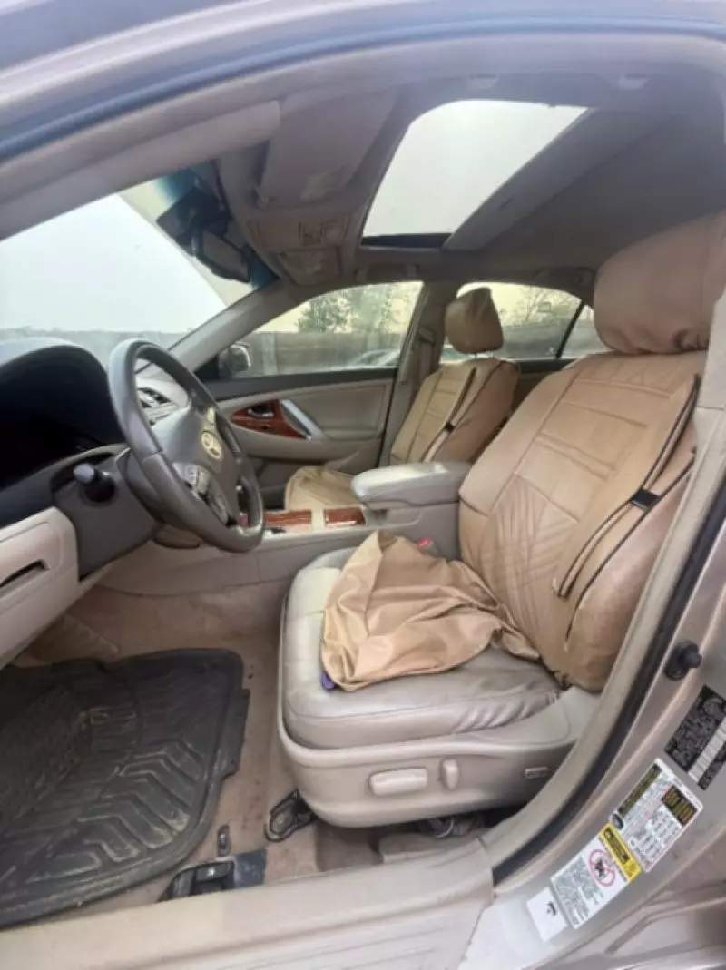 Toyota Camry   - 2008