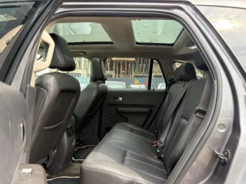 Ford Edge - 2010
