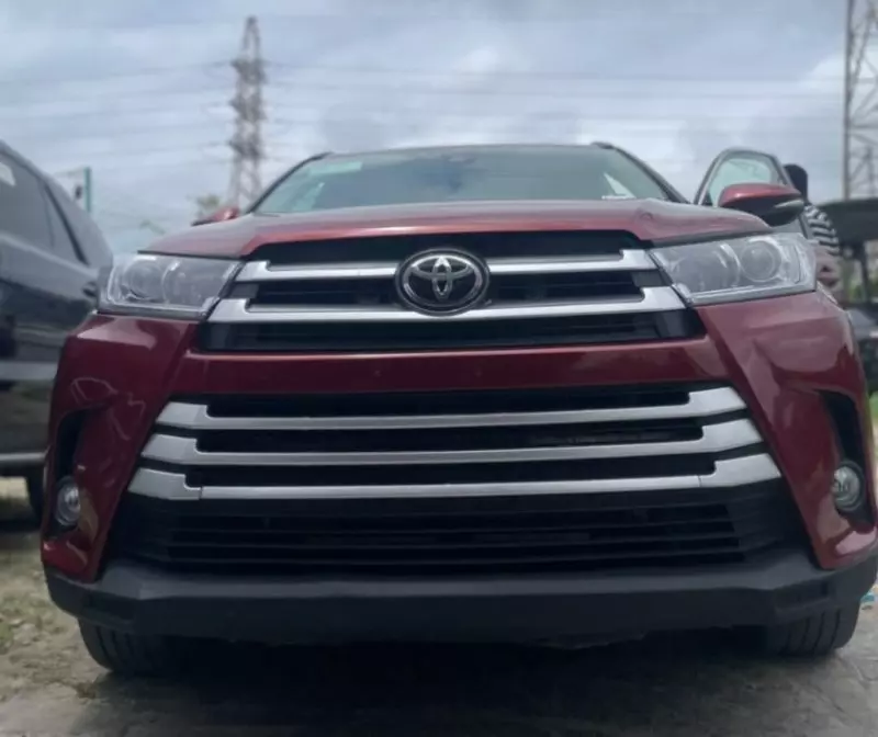 TOYOTA Highlander   - 2018