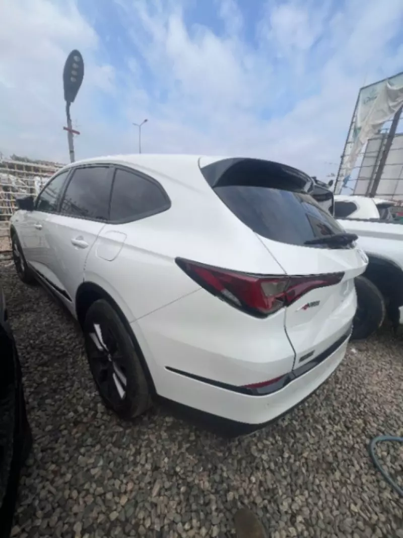 Acura MDX - 2025