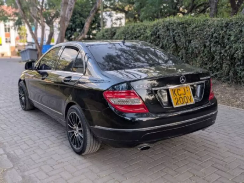Mercedes-Benz C 200   - 2009