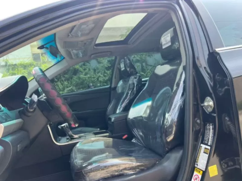 Toyota Camry - 2015