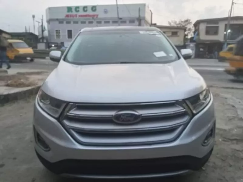 Ford Edge   - 2015