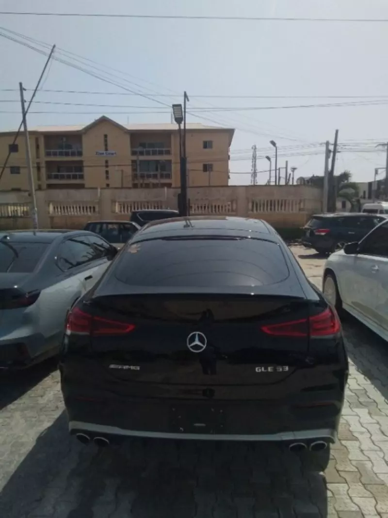 Mercedes-Benz GLE 53 AMG   - 2021