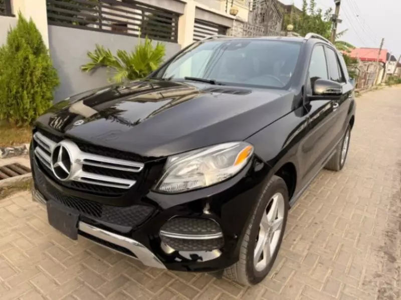 Mercedes-Benz GLE-Class   - 2018