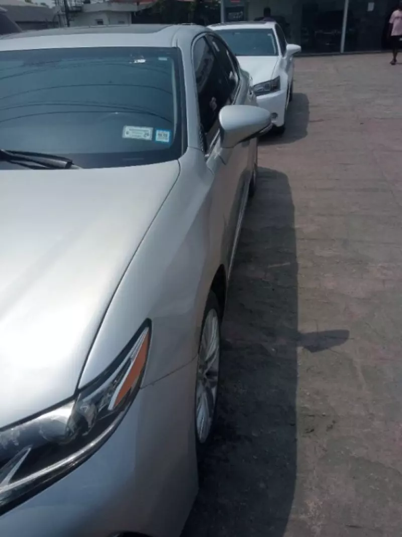 Lexus ES   - 2015