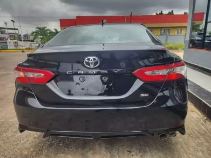TOYOTA Camry   - 2020