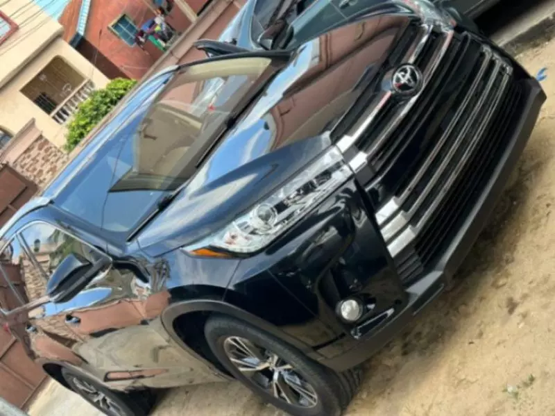Toyota Highlander - 2017