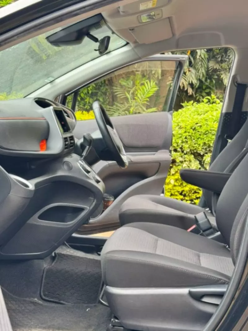 TOYOTA Sienta - 2019