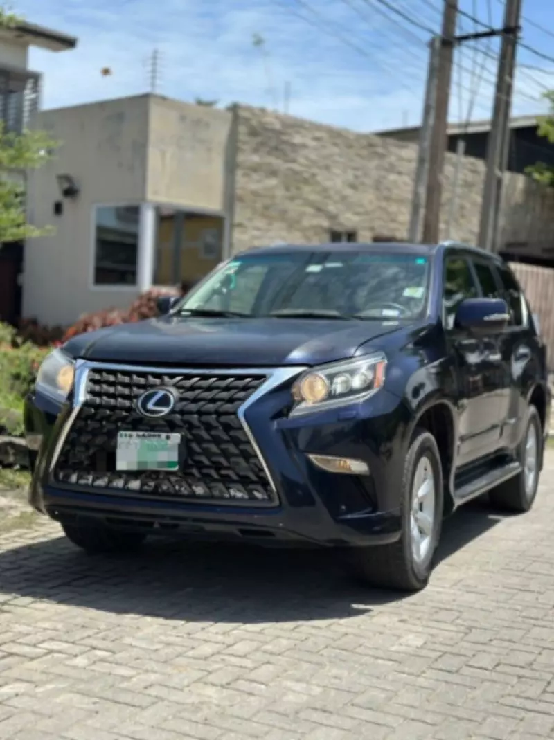 Lexus GX 460   - 2010