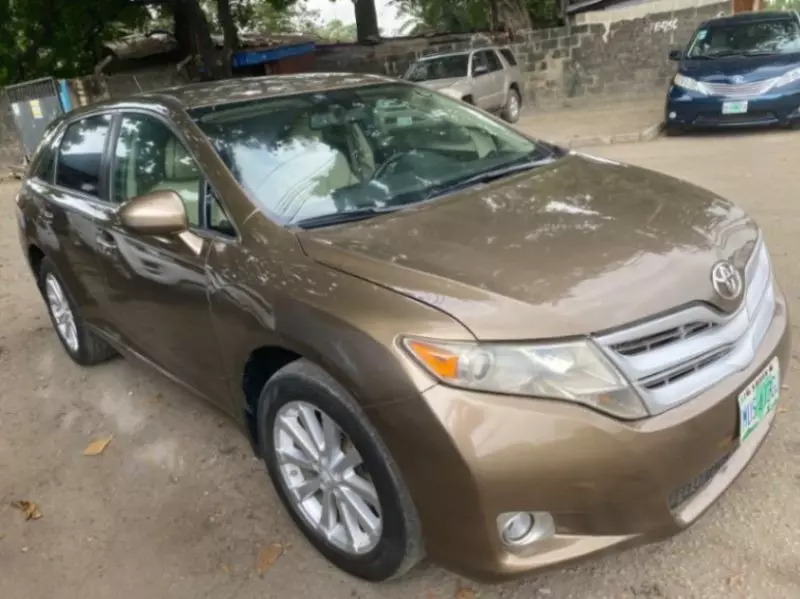 Toyota Venza   - 2009