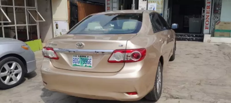 Toyota Corolla   - 2011