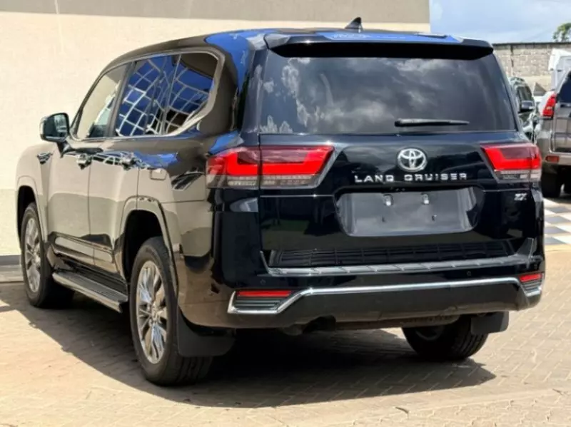 Toyota LAND CRUISER 300 LC300   - 2021