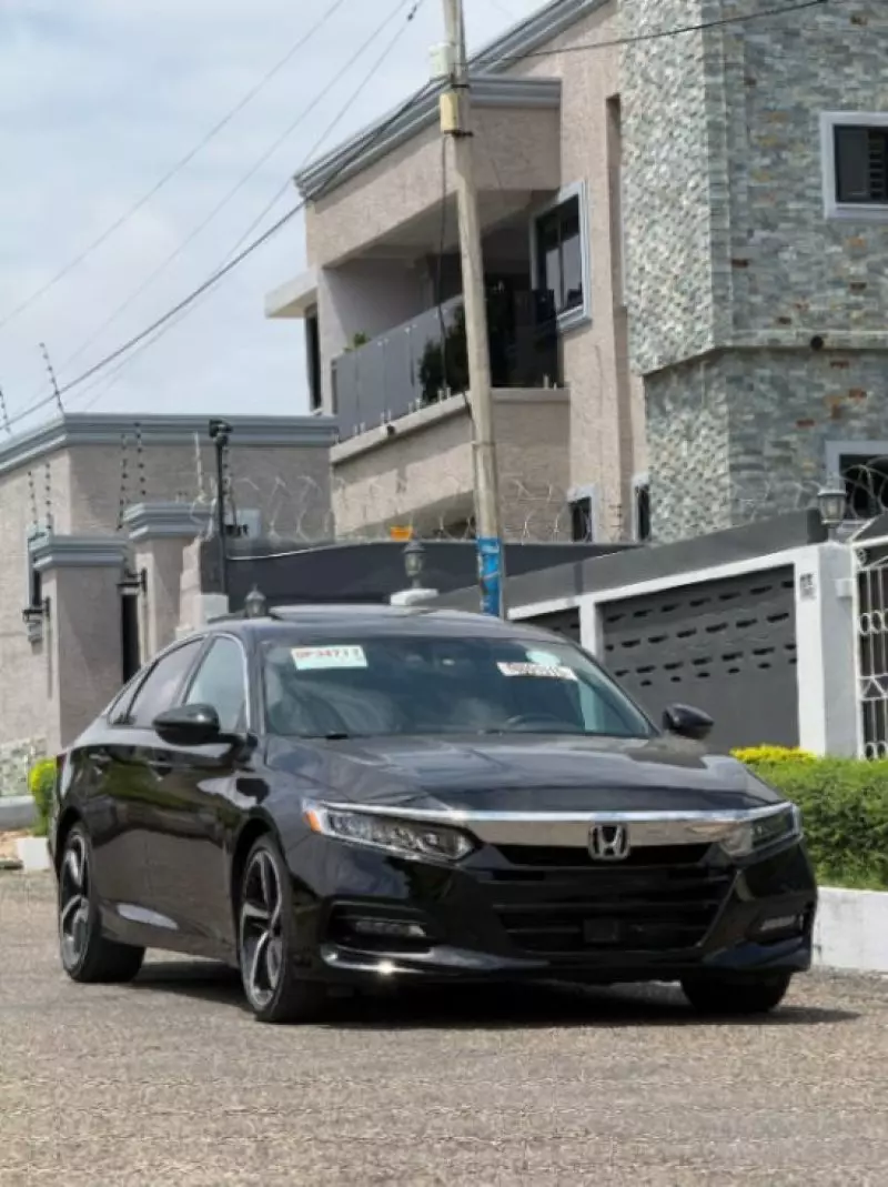 Honda Accord   - 2018