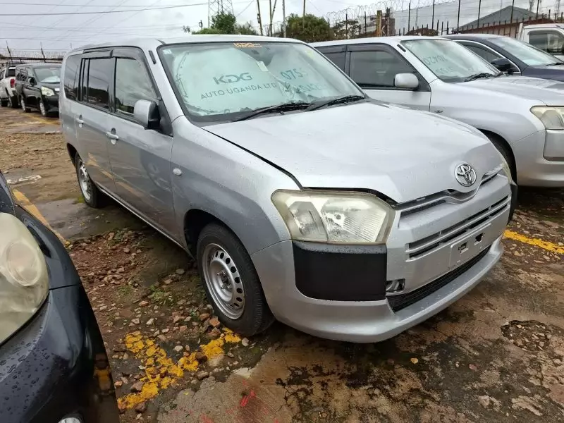 Toyota Probox    - 2015