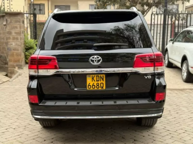 TOYOTA Land Cruiser   - 2016