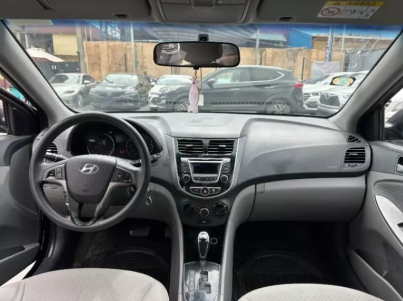 Hyundai Accent RB   - 2013