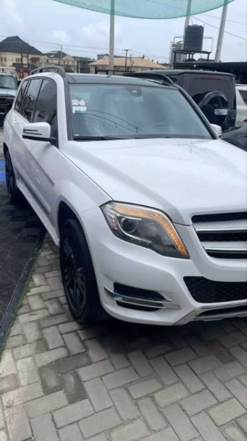Mercedes-Benz GLK 350   - 2013