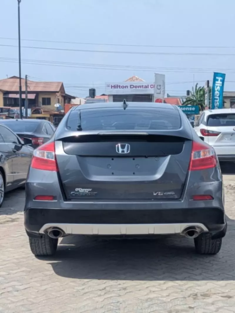 Honda Crosstour   - 2013