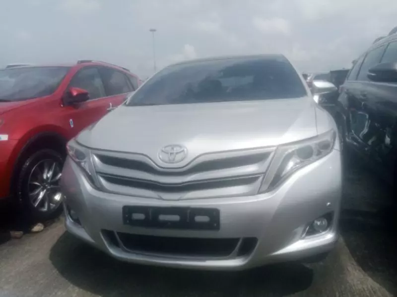 Toyota Venza   - 2013