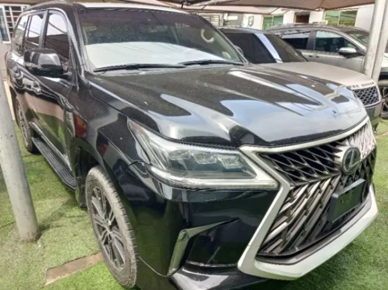 Lexus LX 570 - 2017