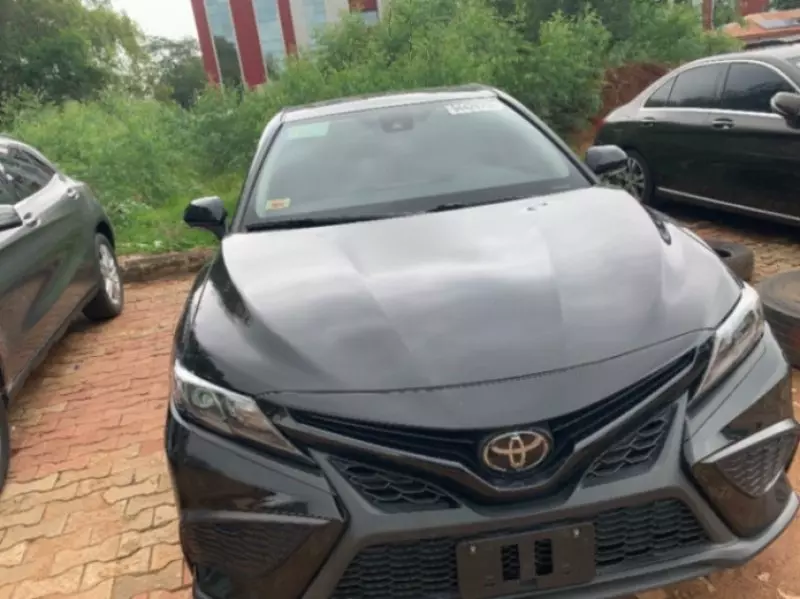 Toyota Camry   - 2023