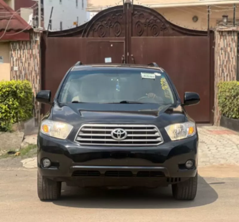Toyota Highlander - 2010