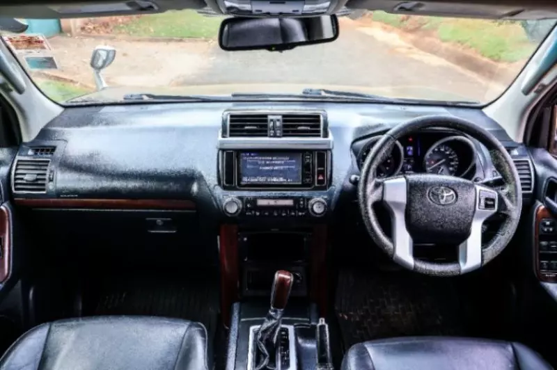 Toyota Landcruiser Prado   - 2015