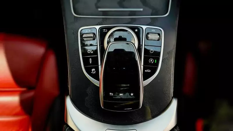 Mercedes-Benz GLC 250   - 2018