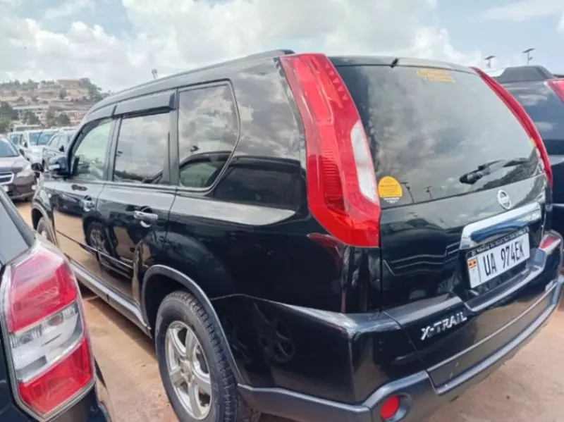 Nissan X-Trail   - 2011