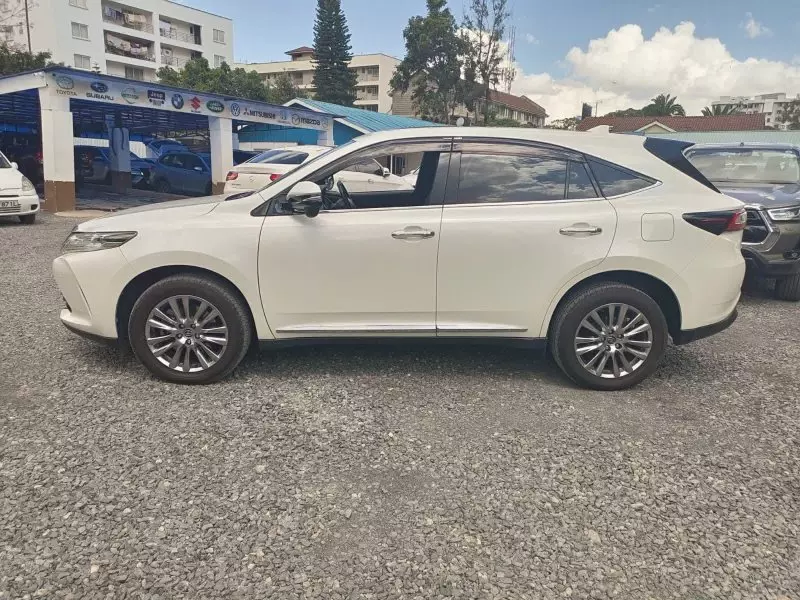 TOYOTA Harrier   - 2019