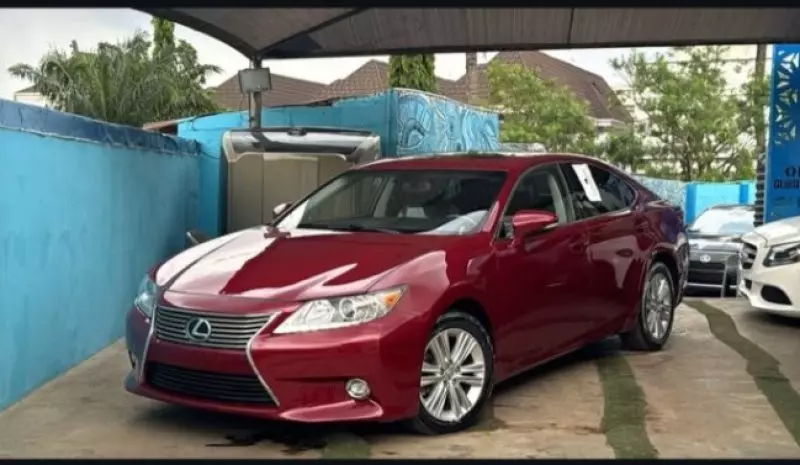 Lexus ES 350   - 2015