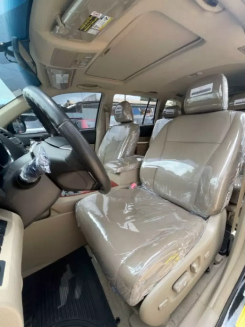 Toyota Highlander   - 2010