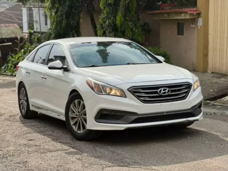 Hyundai SONATA 2,0L BVA GL   - 2015
