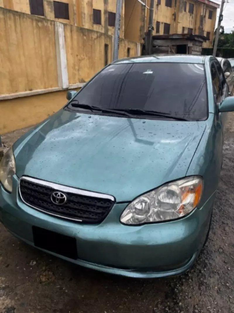 TOYOTA Corolla   - 2005