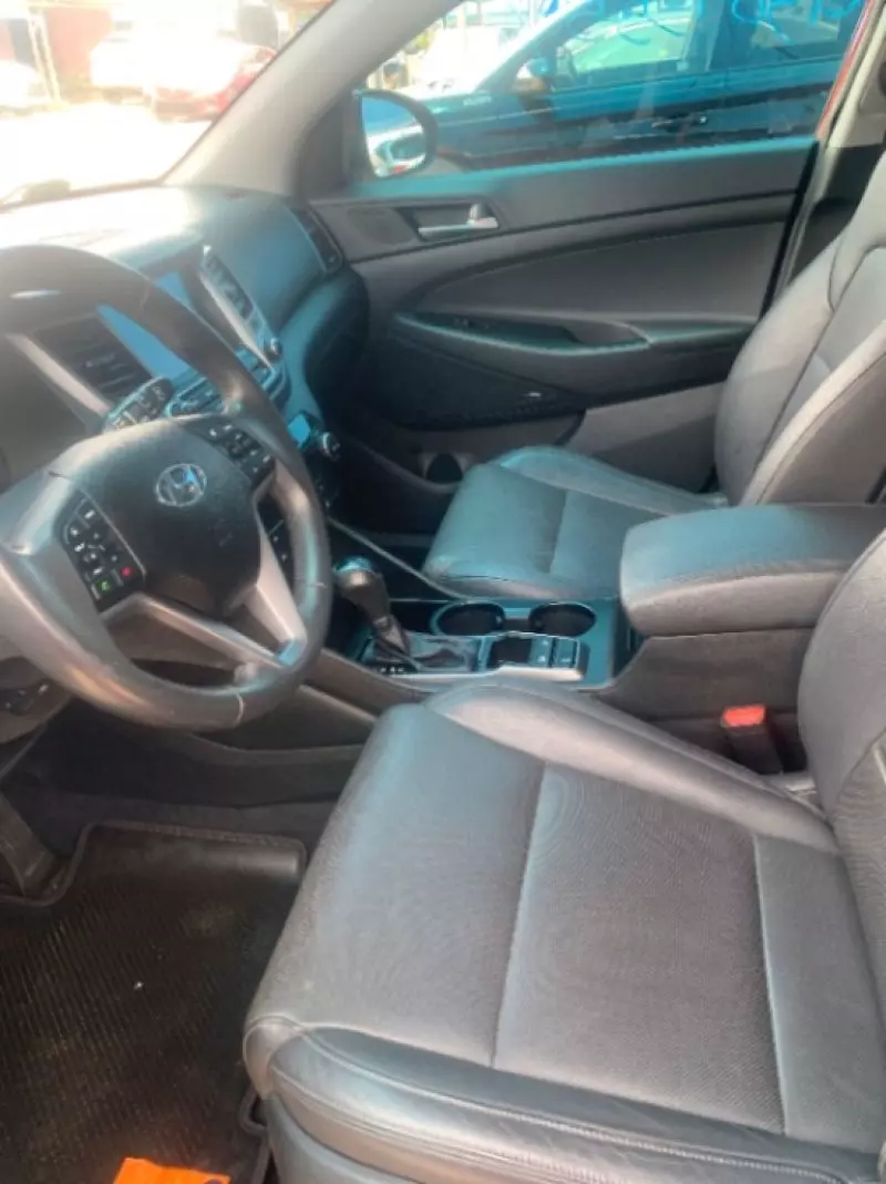 Hyundai Tucson   - 2017